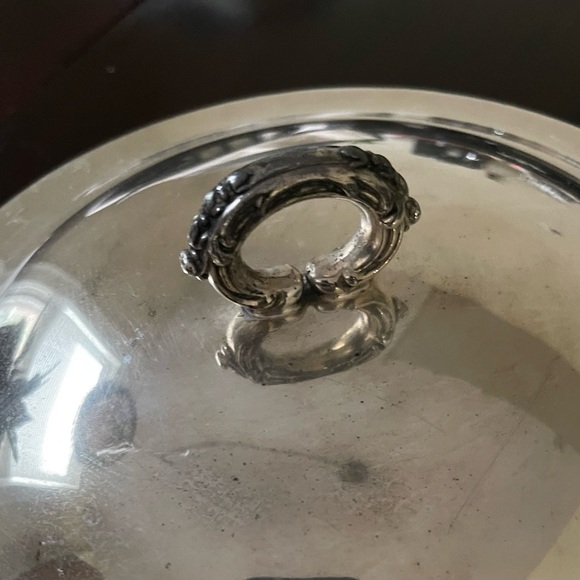 Silverplate Footed Serving Wear Dish With Lid - Picture 4 of 8